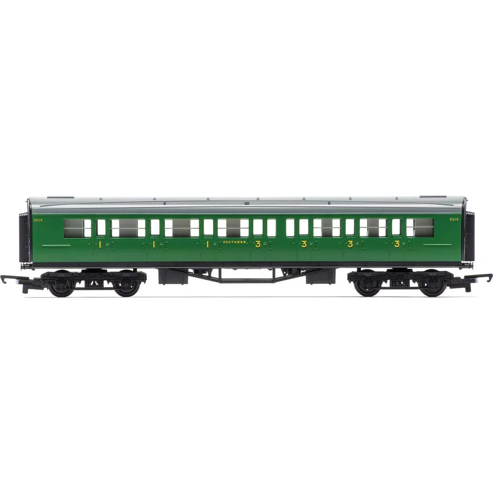 Hornby R4818 — Side Elevation by Hornby