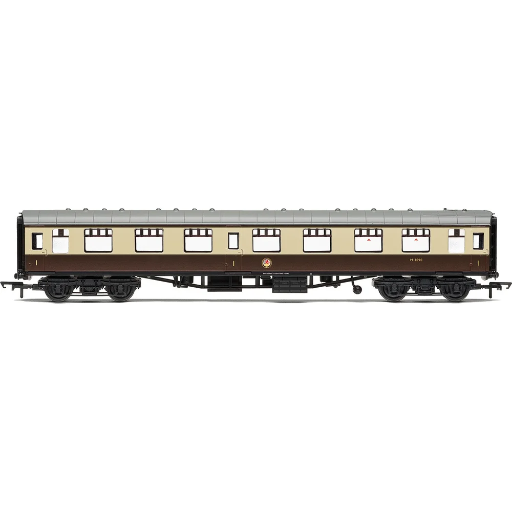 Hornby R4824 — Side Elevation by Hornby