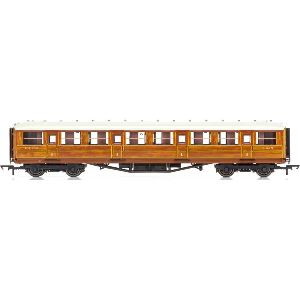 Hornby R4827 — Side Elevation by Hornby