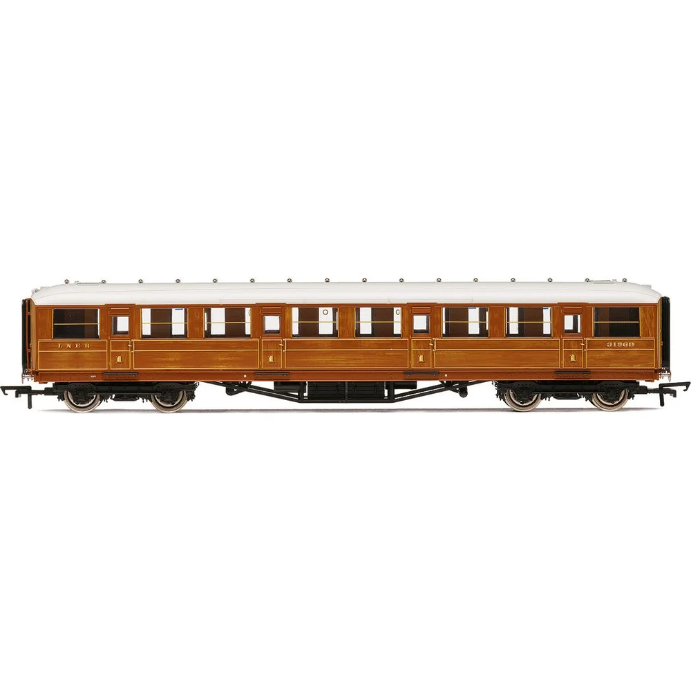 Hornby R4827A — Side Elevation by Hornby