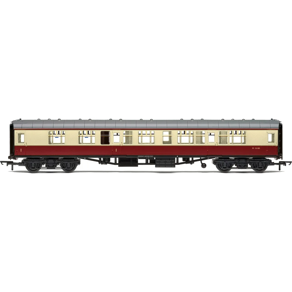 Hornby R4847 — Side Elevation by Hornby