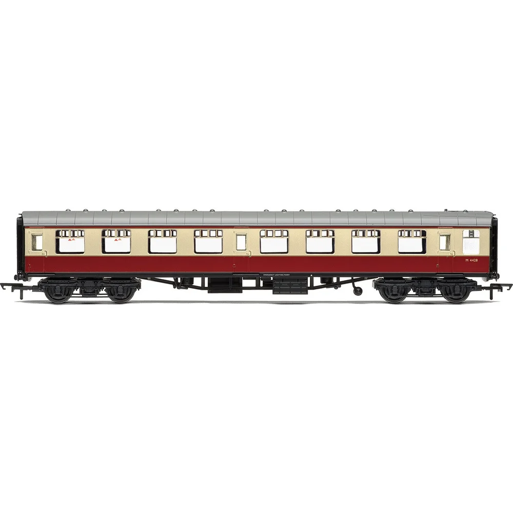 Hornby R4850 — Side Elevation by Hornby