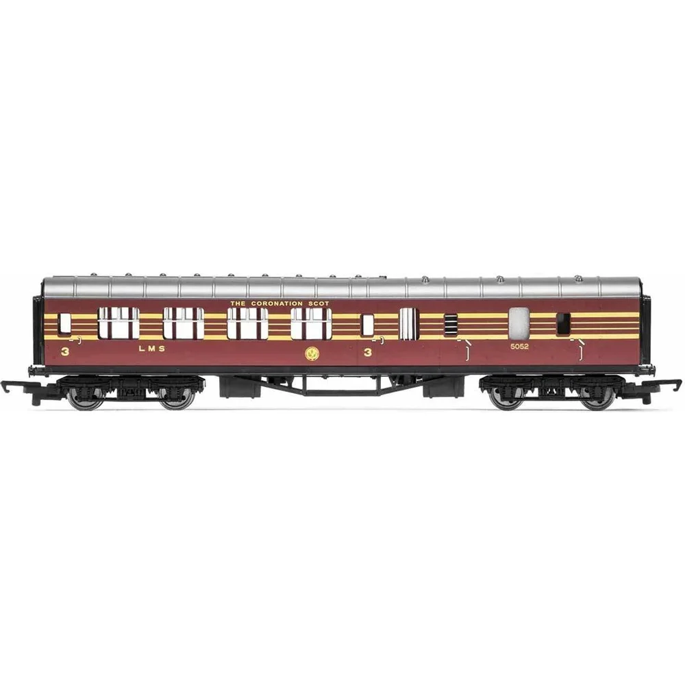 Hornby R4873 — Side Elevation by Hornby
