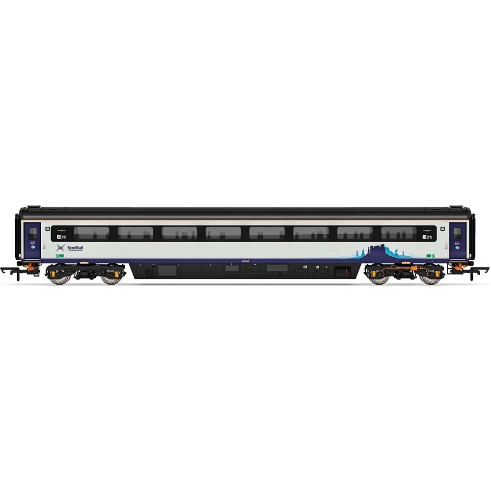 Hornby R4890 — Side Elevation by Hornby