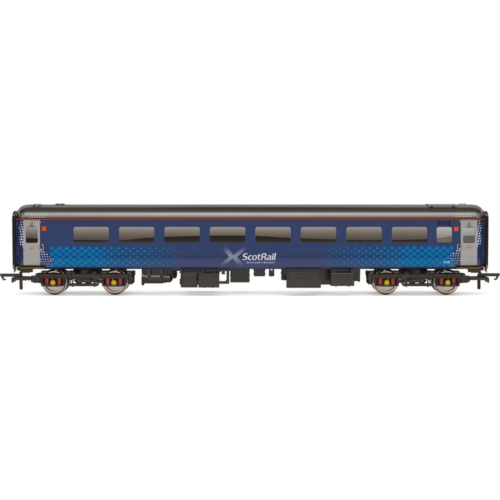 Hornby R4893B — Side Elevation by Hornby