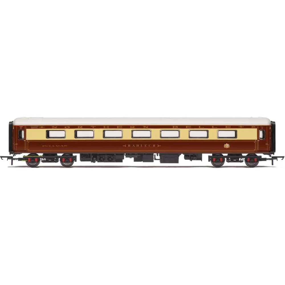 Hornby R4898 — Side Elevation by Hornby