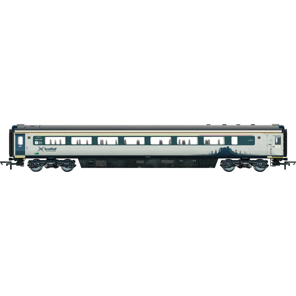 Hornby R4907 — Side Elevation by Hornby