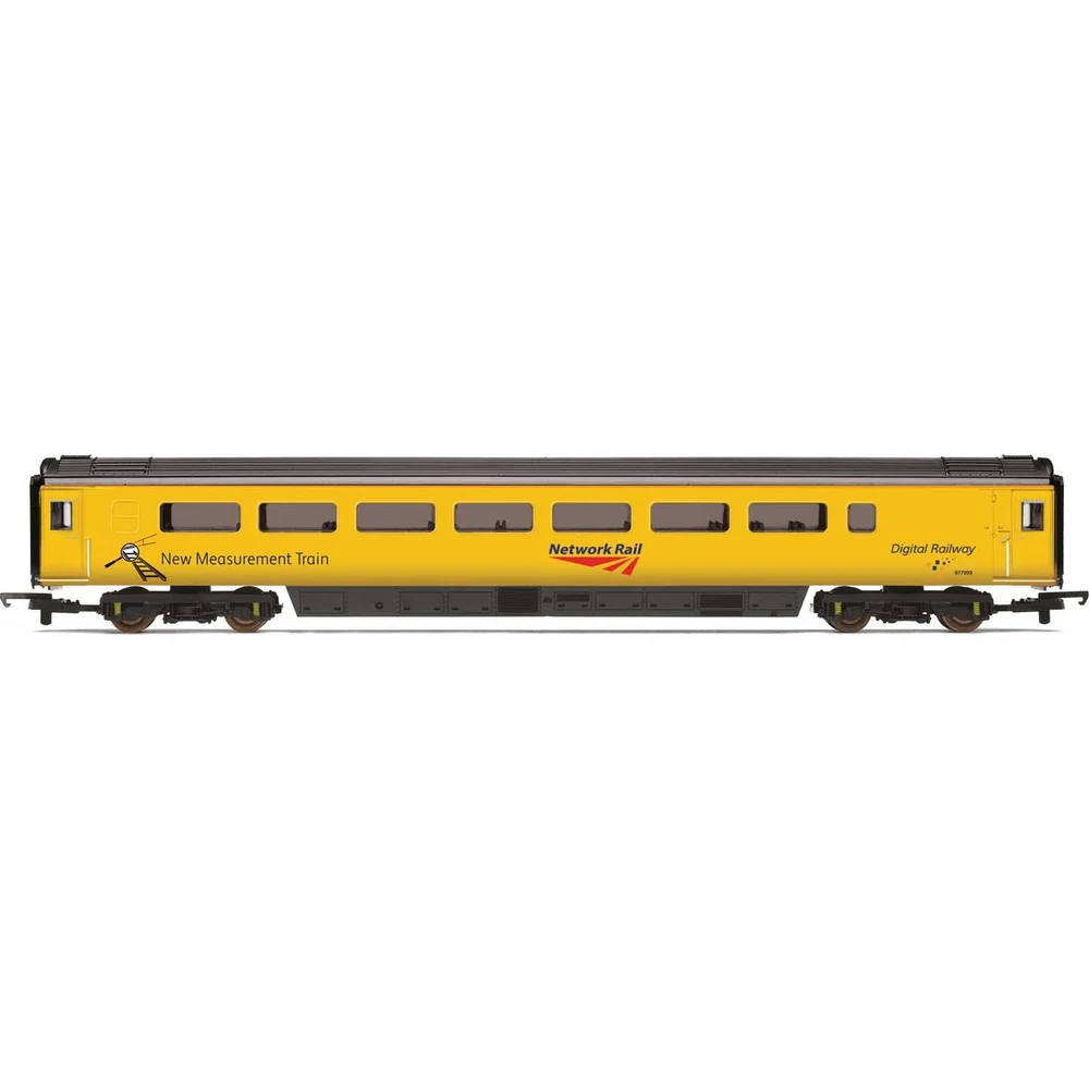 Hornby R4911 — Side Elevation by Hornby