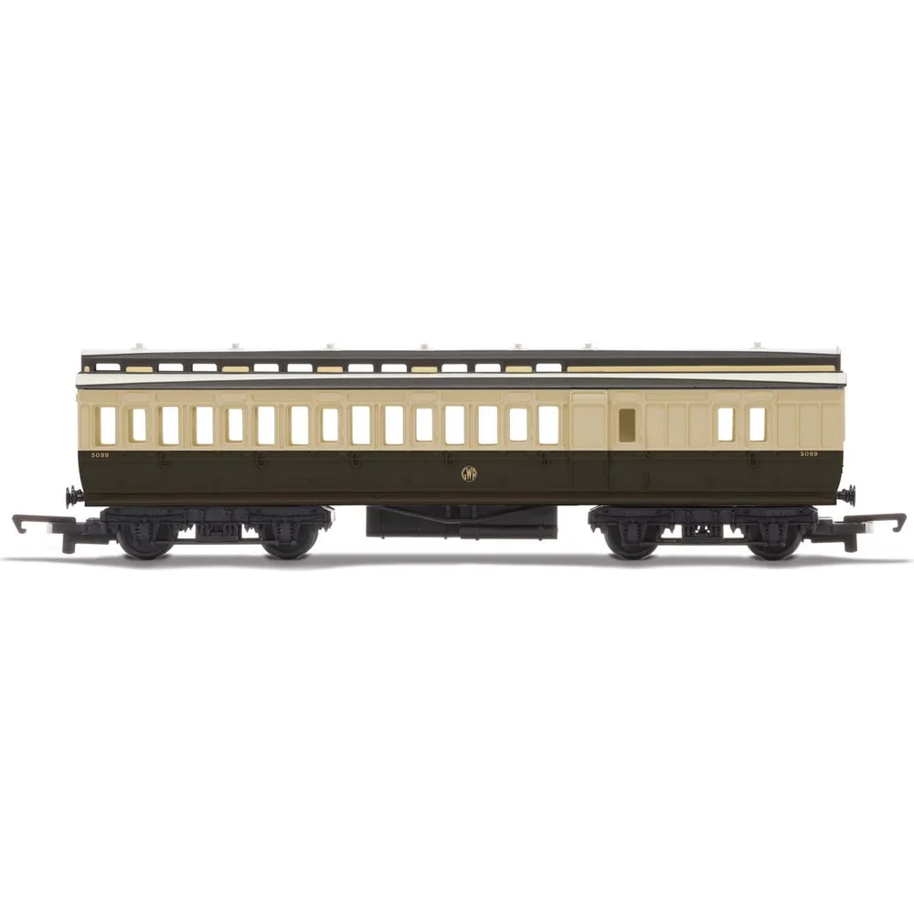 Hornby R4914 — Side Elevation by Hornby