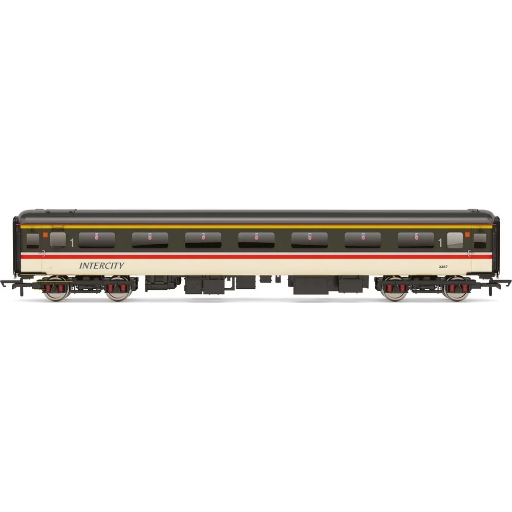 Hornby R4918 — Side Elevation by Hornby