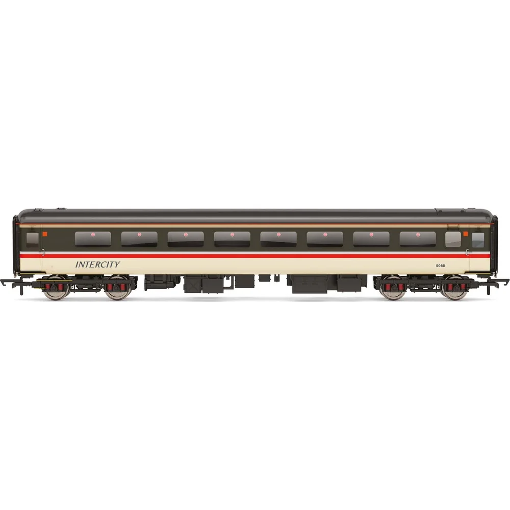 Hornby R4919 — Side Elevation by Hornby