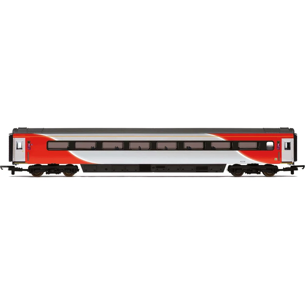 Hornby R4930A — Side Elevation by Hornby