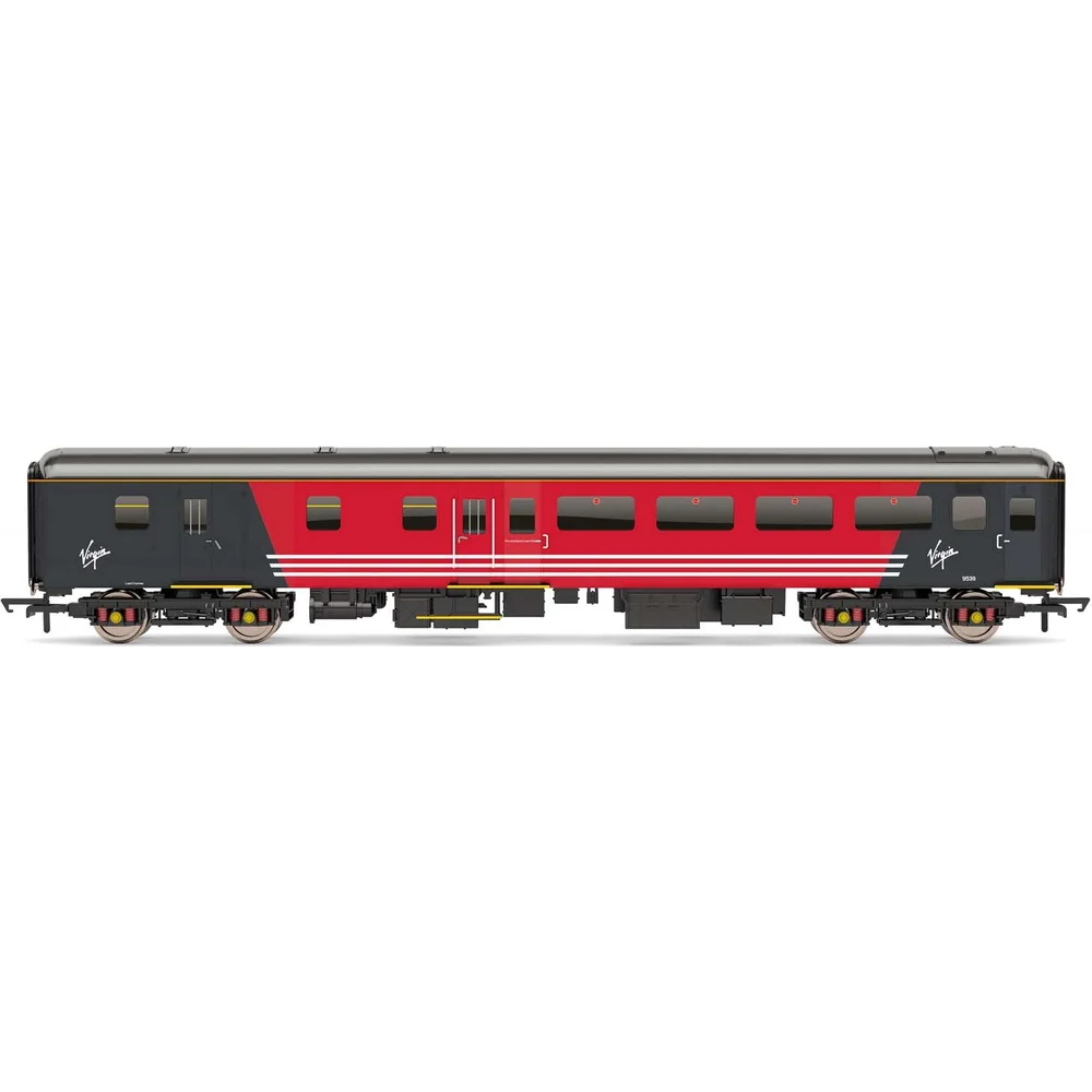 Hornby R4945 — Side Elevation by Hornby