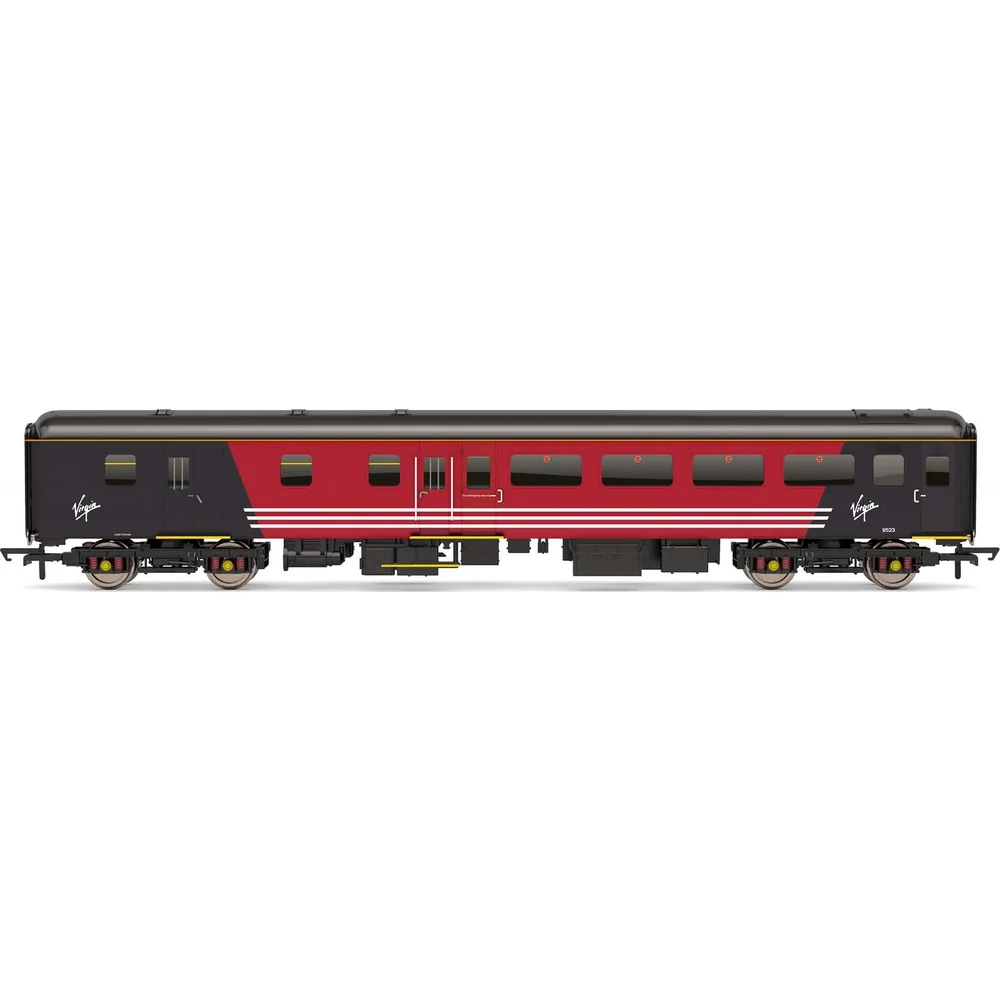 Hornby R4945A — Side Elevation by Hornby