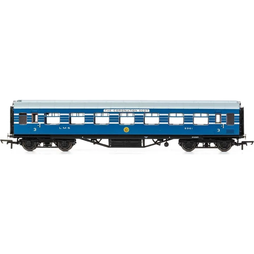 Hornby R4965 — Side Elevation by Hornby