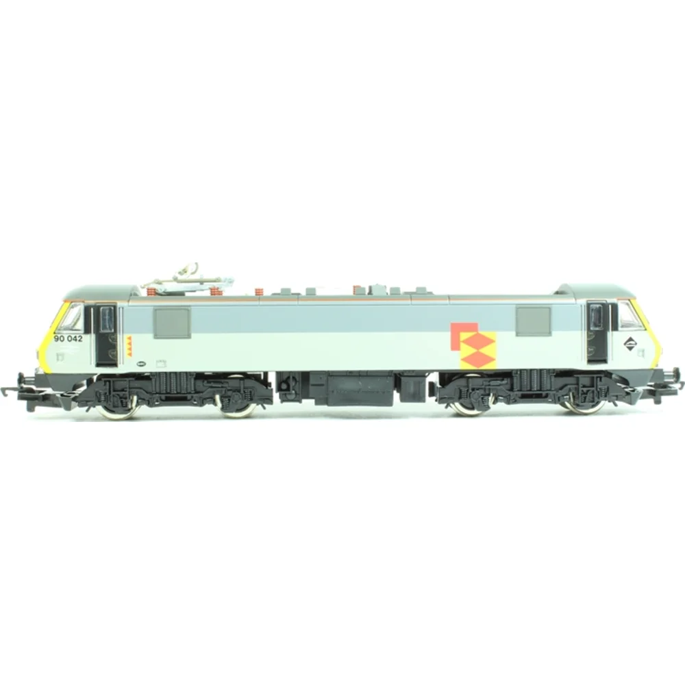 Hornby R586 — Side Elevation Left Direction by Hornby