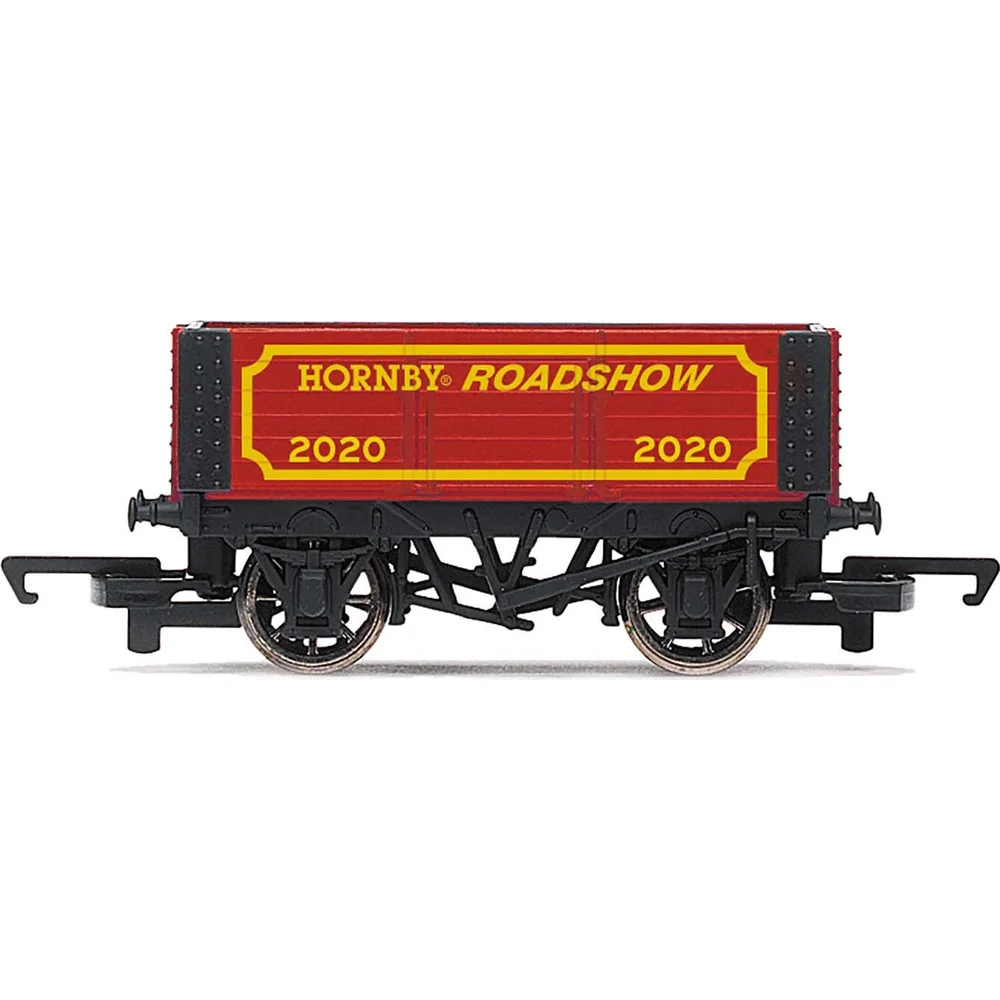 Hornby R60004 — Side Elevation by Hornby