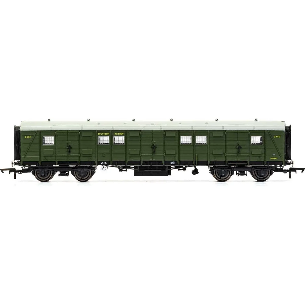 Hornby R60020 — Side Elevation by Hornby