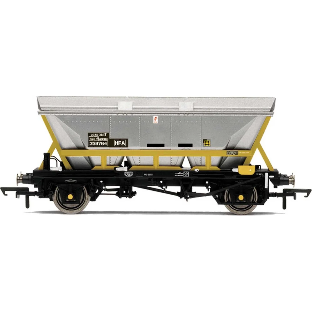 Hornby R60066 — Side Elevation by Hornby