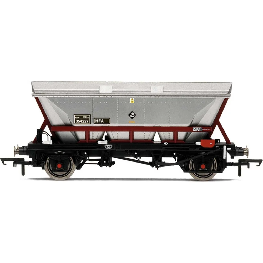Hornby R60068 — Side Elevation by Hornby