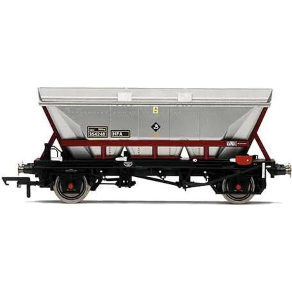 Hornby R60069 — Side Elevation by Hornby