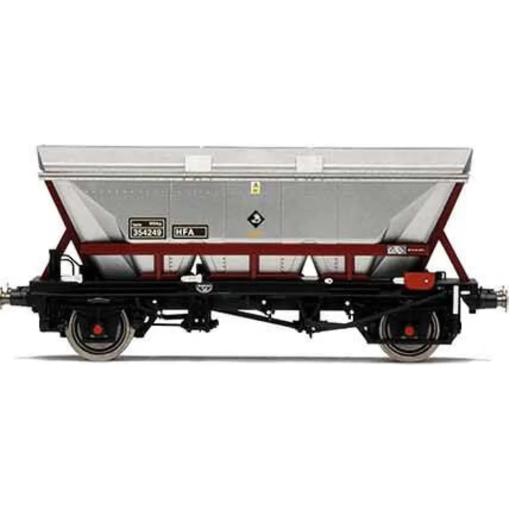 Hornby R60069 — Side Elevation by Hornby