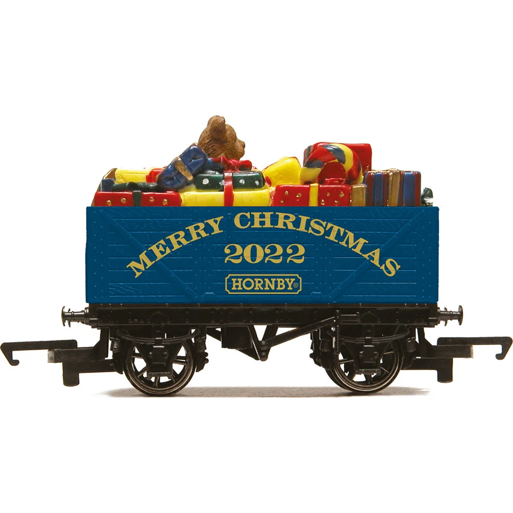 Hornby R60074 — Side Elevation by Hornby