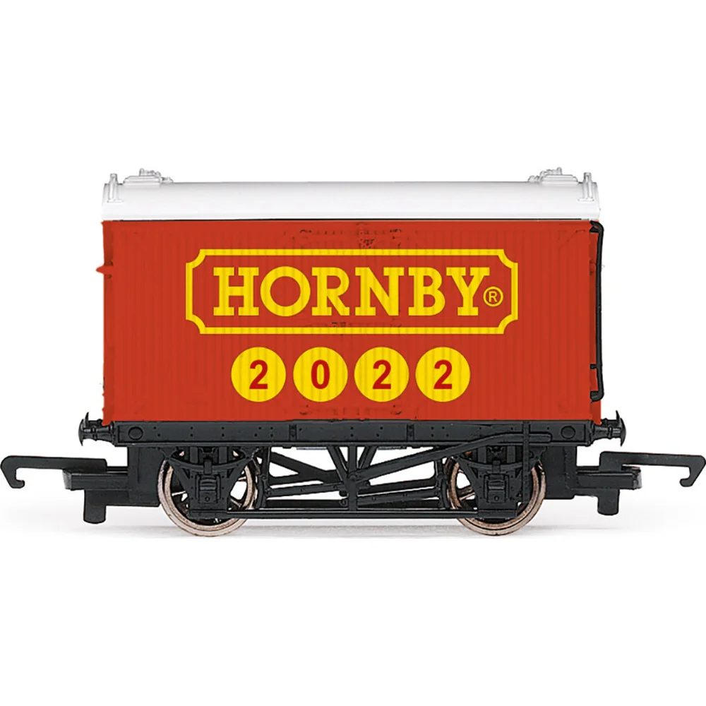 Hornby R60075 — Side Elevation by Hornby