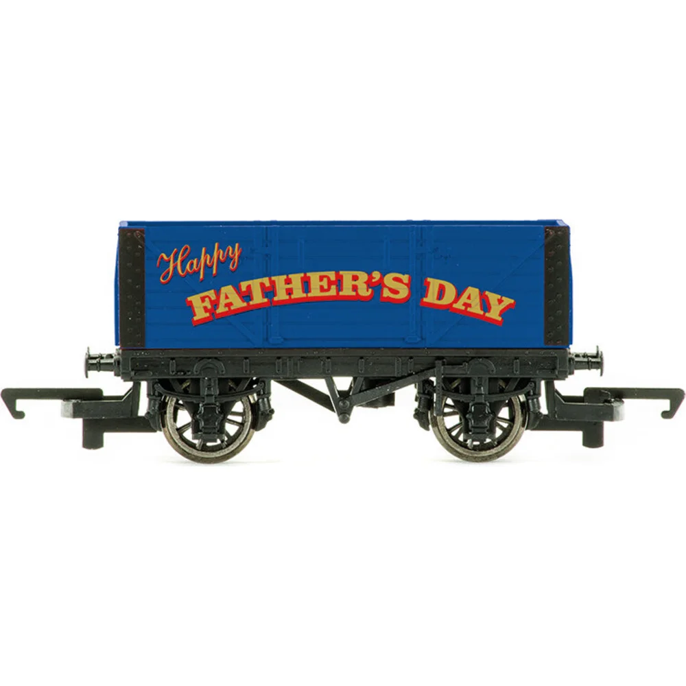 Hornby R60089 — Side Elevation by Hornby