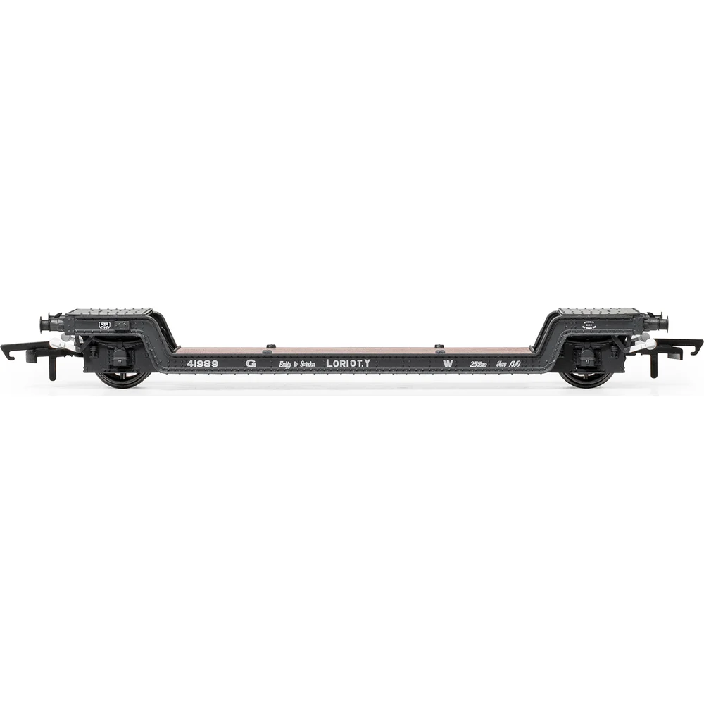 Hornby R60100 — Side Elevation by Hornby