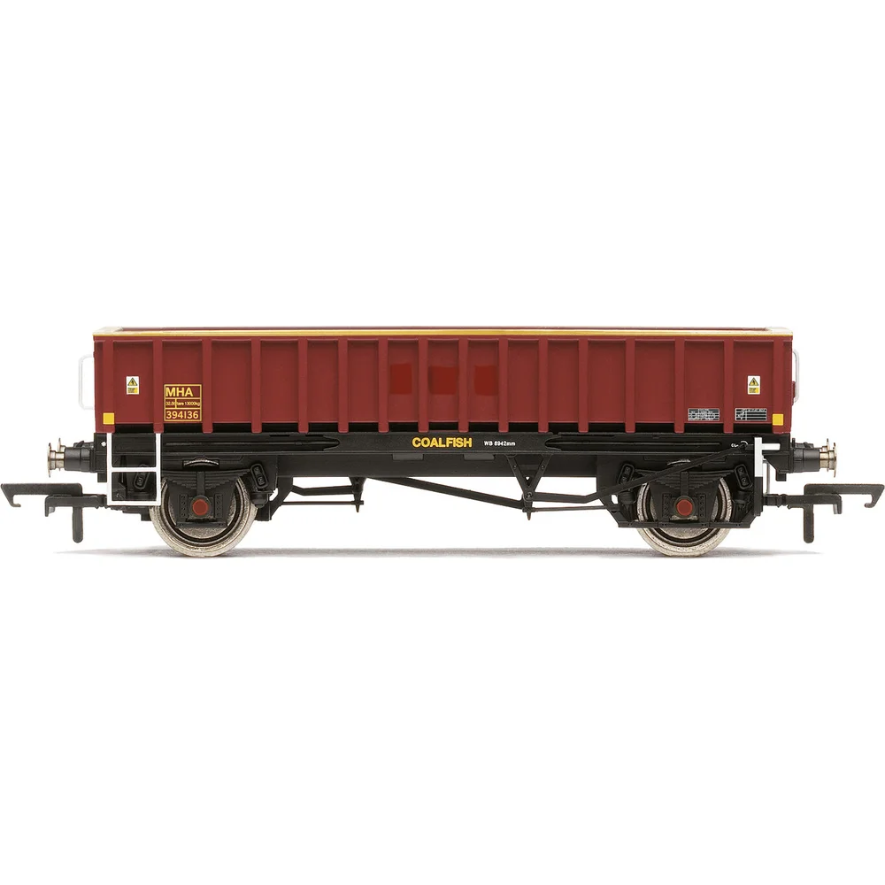 Hornby R60162 — Side Elevation by Hornby