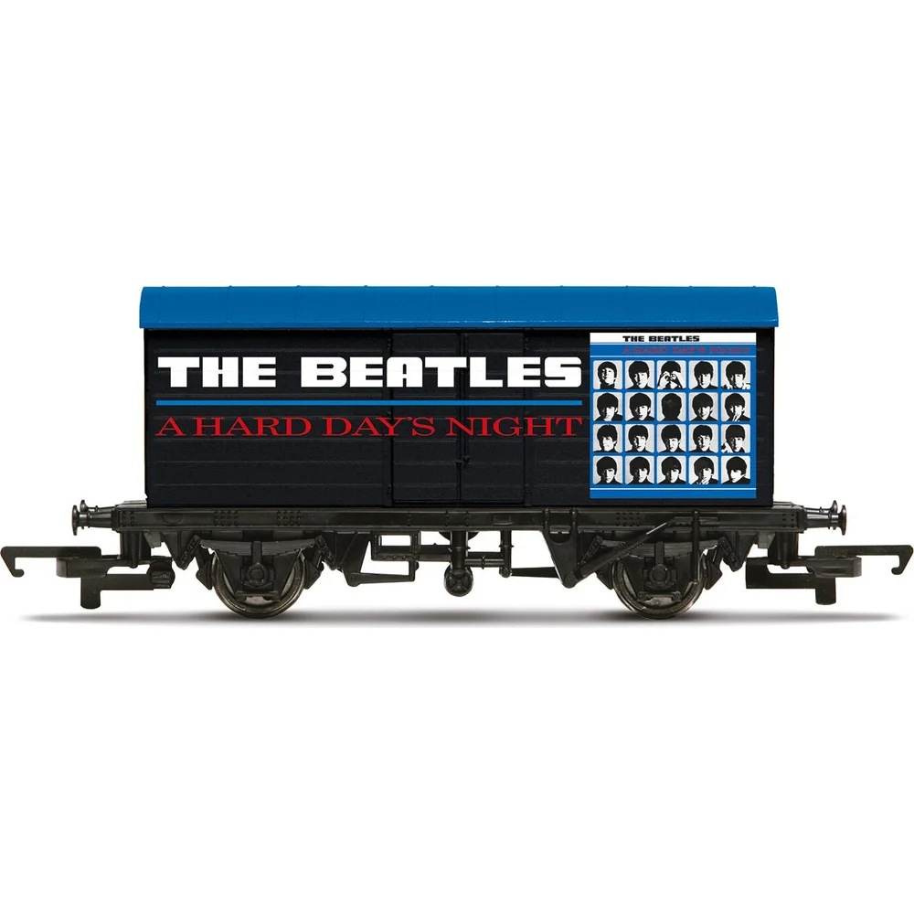 Hornby R60180 — Side Elevation by Hornby