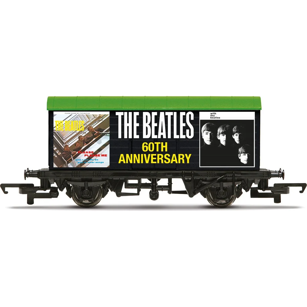 Hornby R60184 — Side Elevation by Hornby