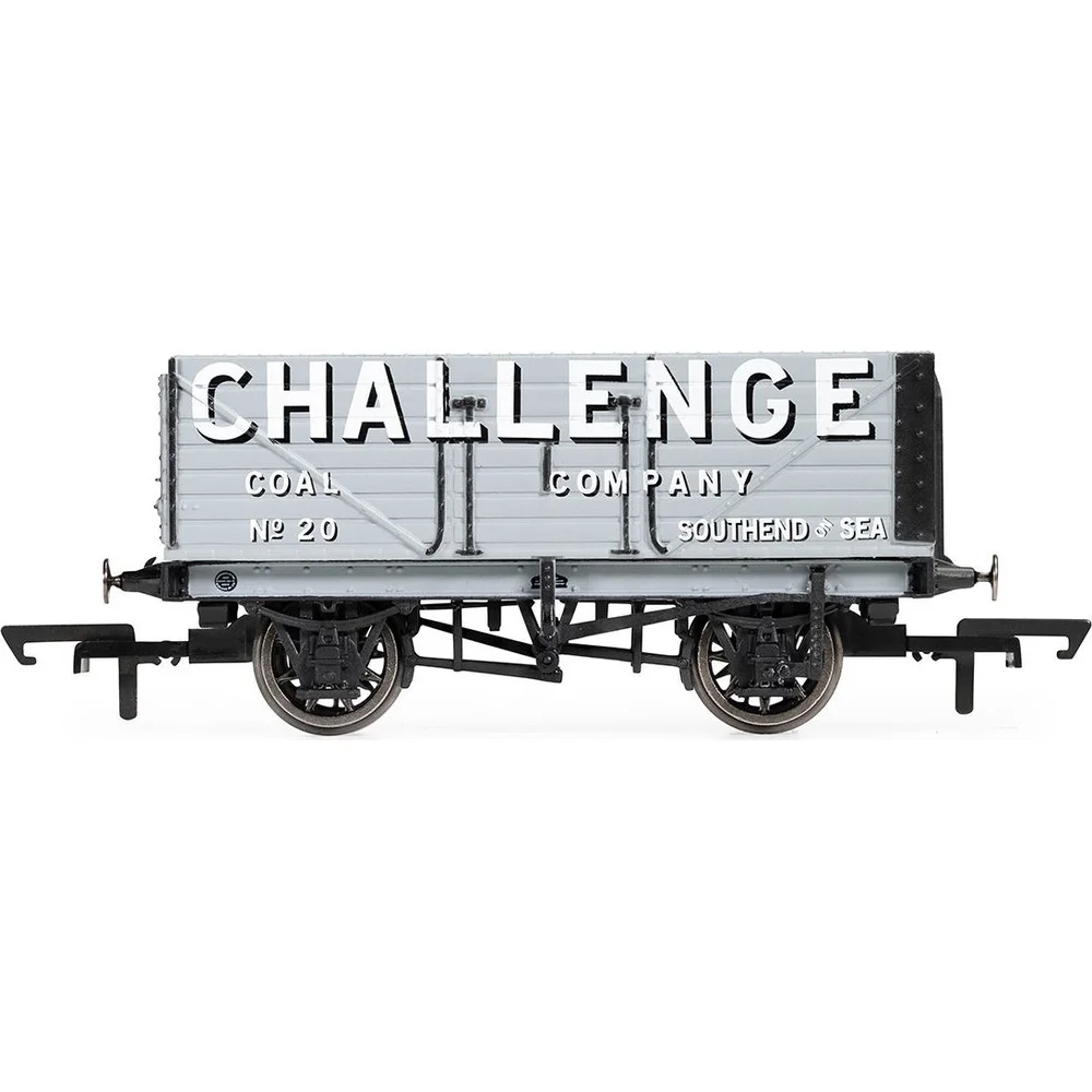 Hornby R60193 — Side Elevation by Hornby