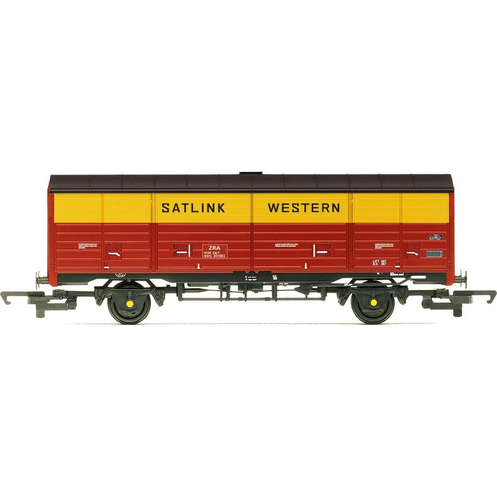 Hornby R60229 — Side Elevation by Hornby