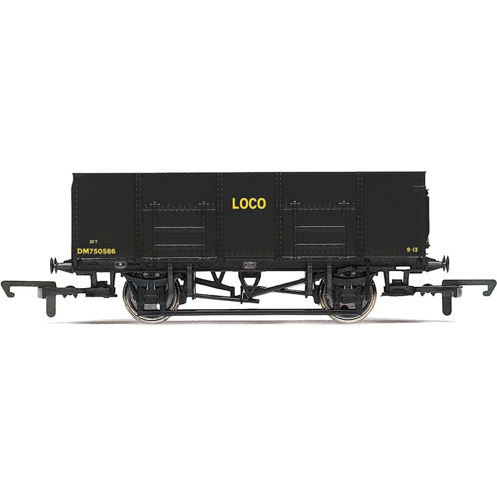 Hornby R60257 — Side Elevation by Hornby