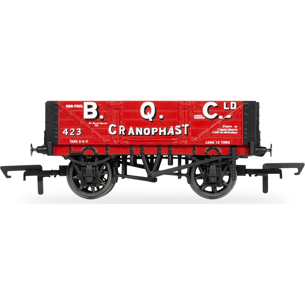 Hornby R60295 — Side Elevation by Hornby