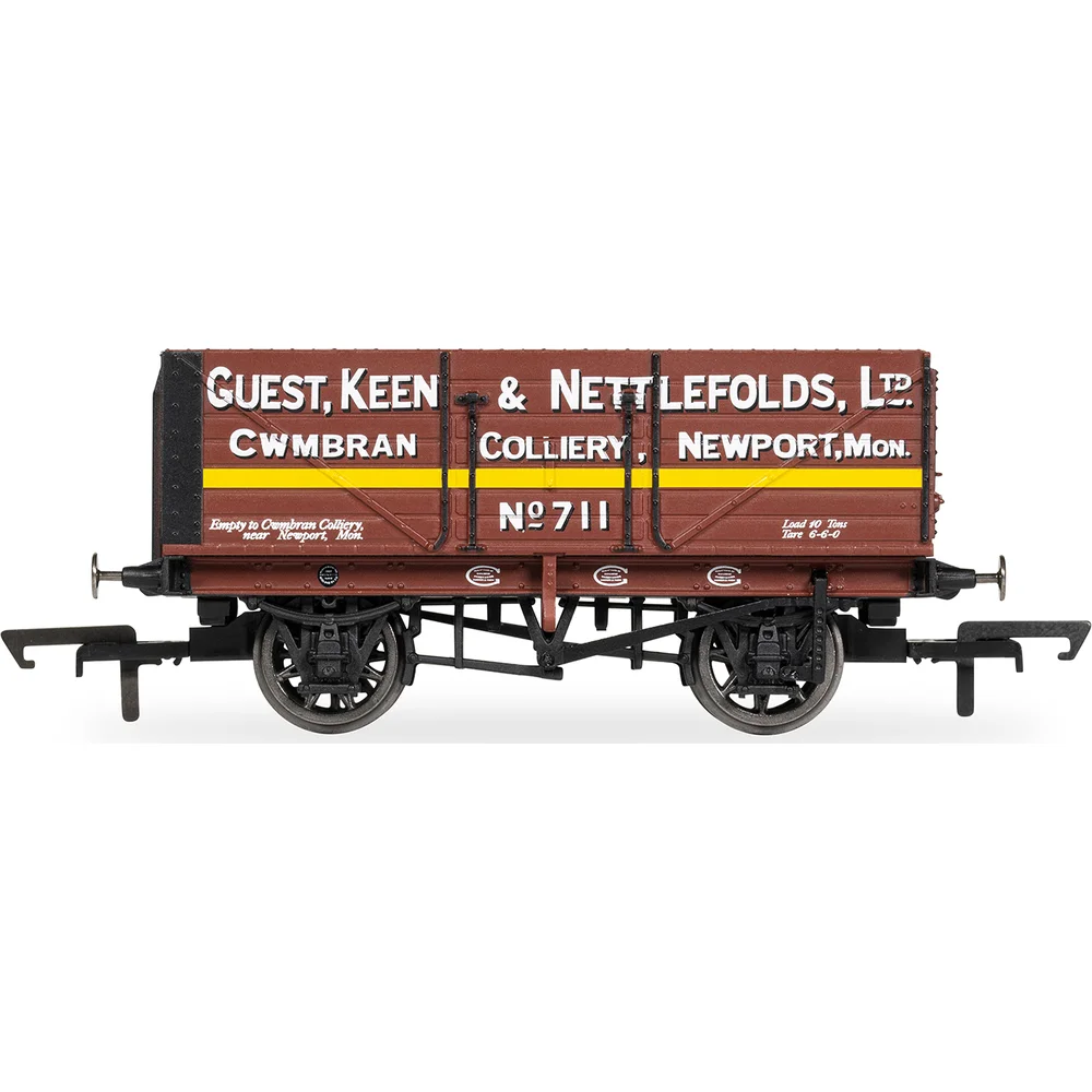 Hornby R60296 — Side Elevation by Hornby