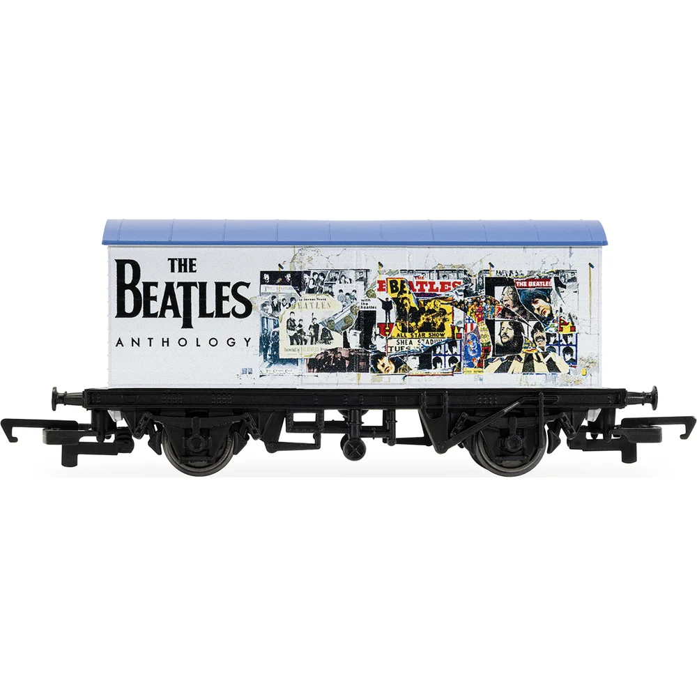 Hornby R60317 — Side Elevation by Hornby