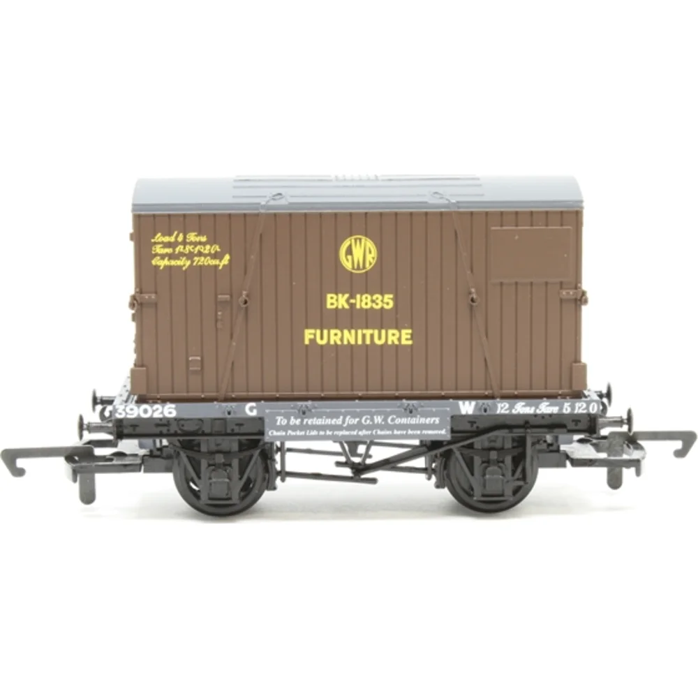 Hornby R6082 — Side Elevation Left Direction by Hornby