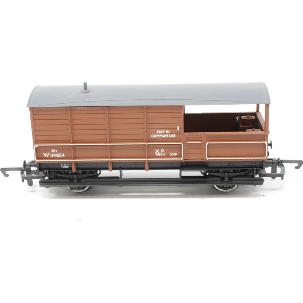 Hornby R6220 — Side Elevation Left Direction by Hornby