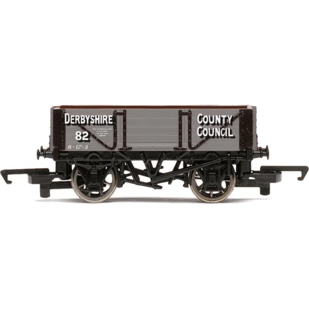 Hornby R6698 — Side Elevation by Hornby