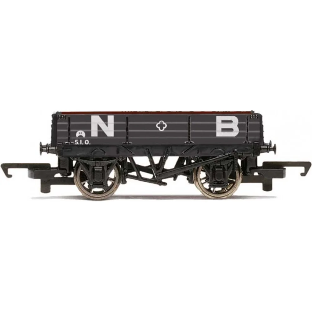 Hornby R6740 — Side Elevation by Hornby
