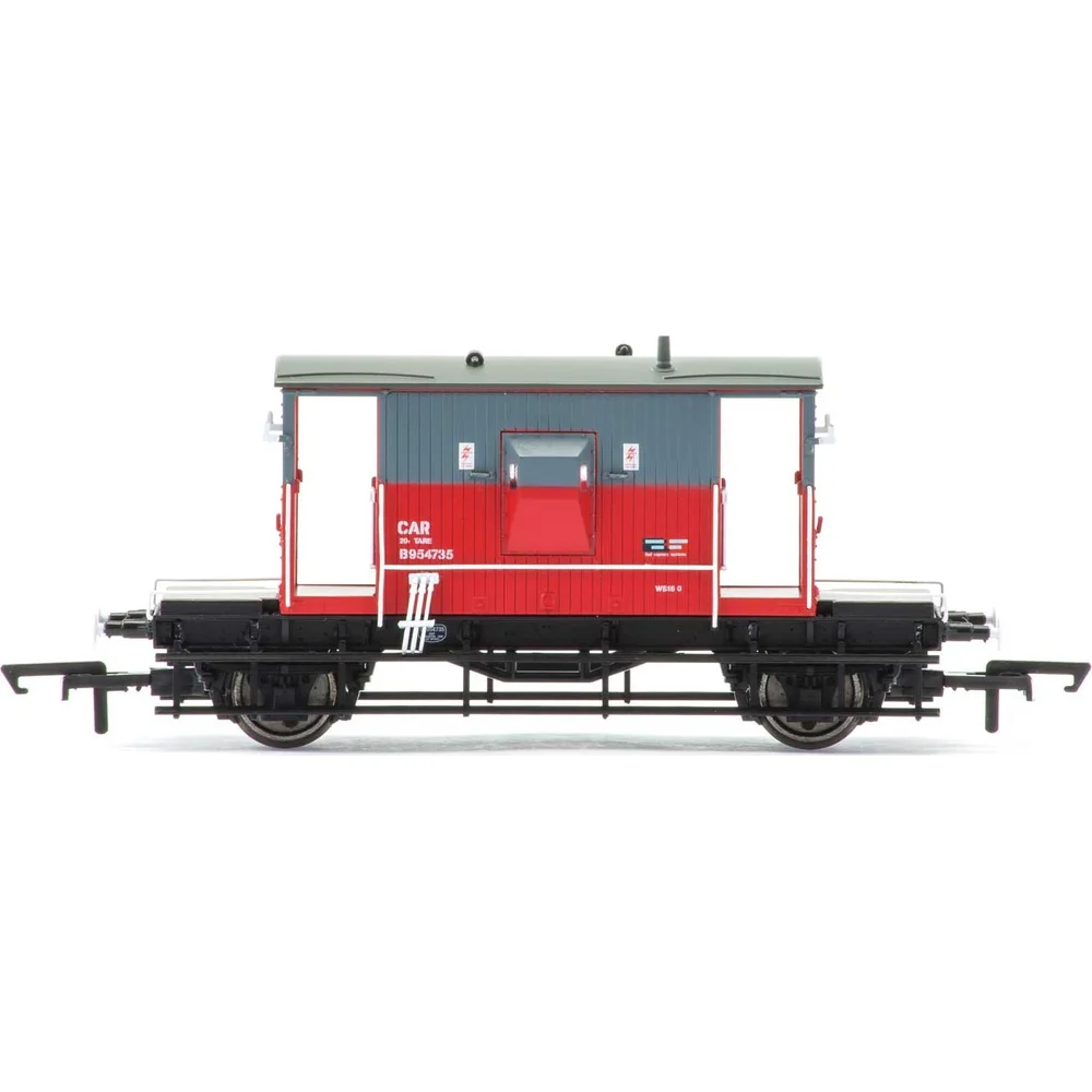 Hornby R6765 — Side Elevation by Hornby