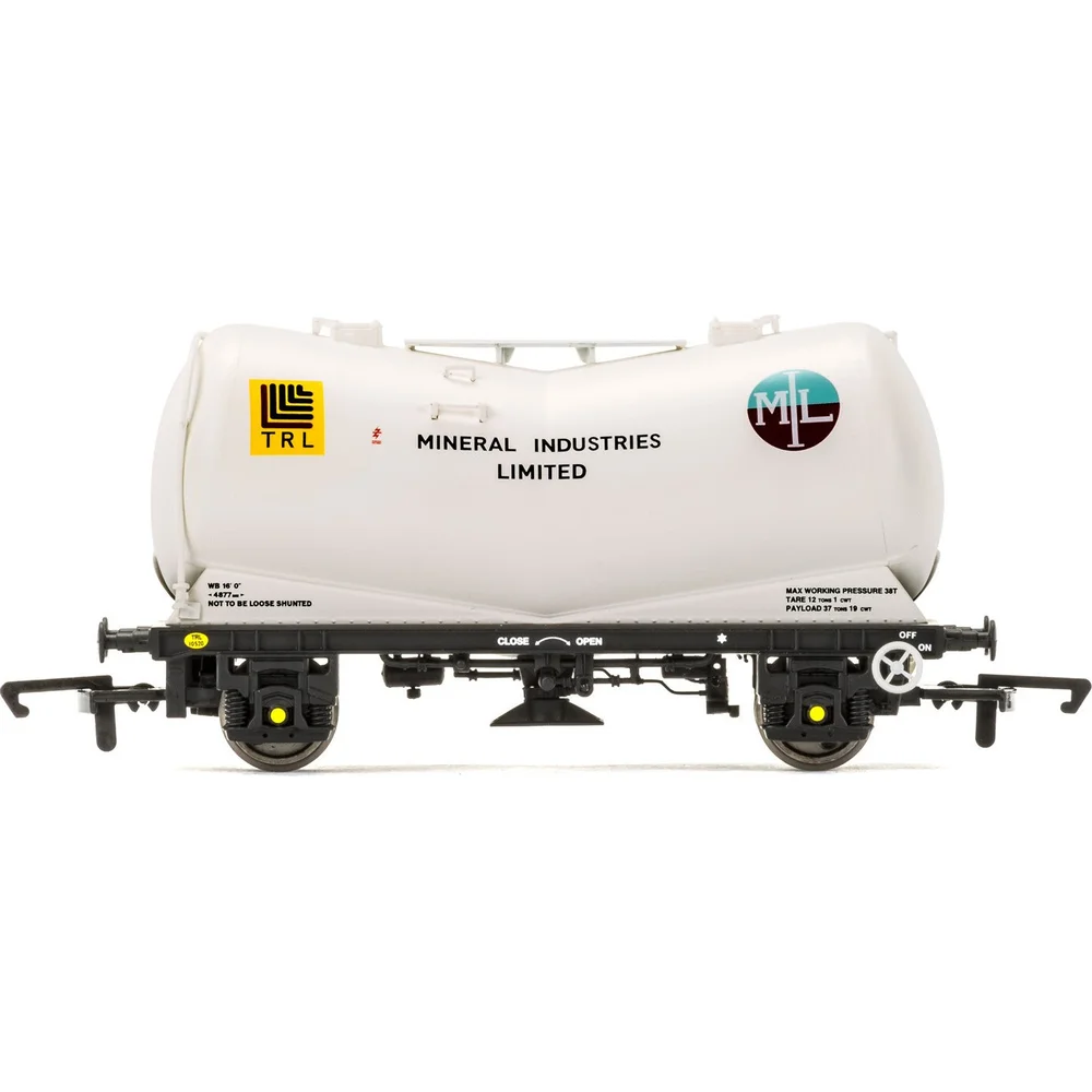 Hornby R6771 — Side Elevation by Hornby