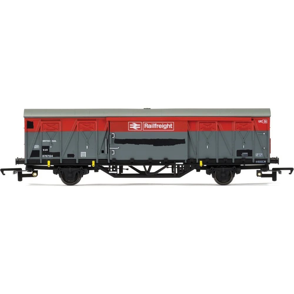 Hornby R6774 — Side Elevation by Hornby
