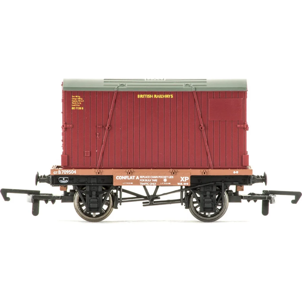 Hornby R6776 — Side Elevation by Hornby