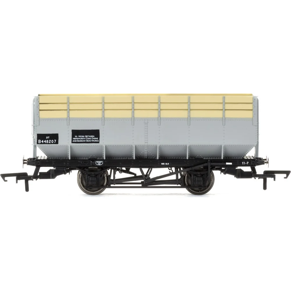 Hornby R6783 — Side Elevation by Hornby