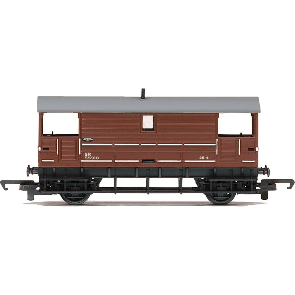 Hornby R6802 — Side Elevation by Hornby