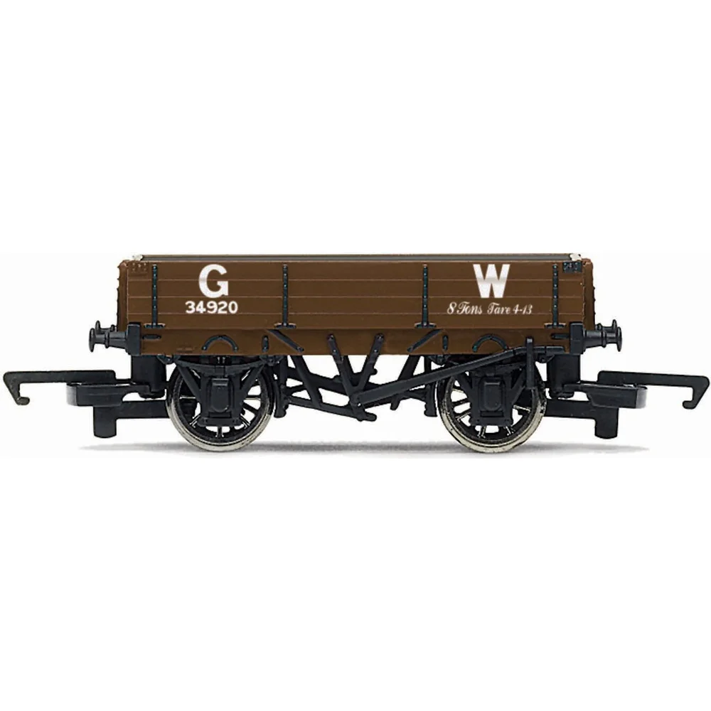 Hornby R6806 — Side Elevation by Hornby